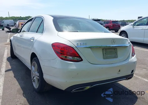 2017 Mercedes-Benz C 300 from USA, damaged, VIN 55SWF4KB6HU213450